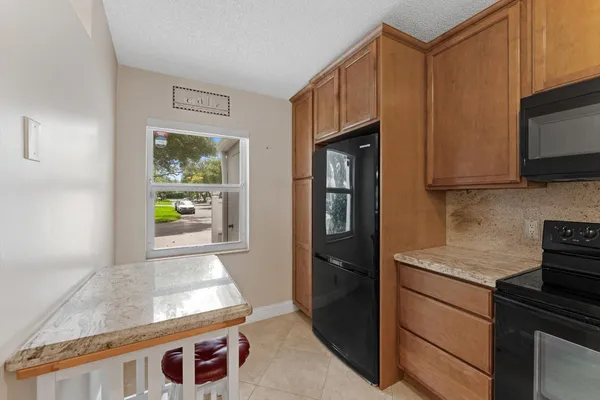 8959 SUNNYWOOD PL