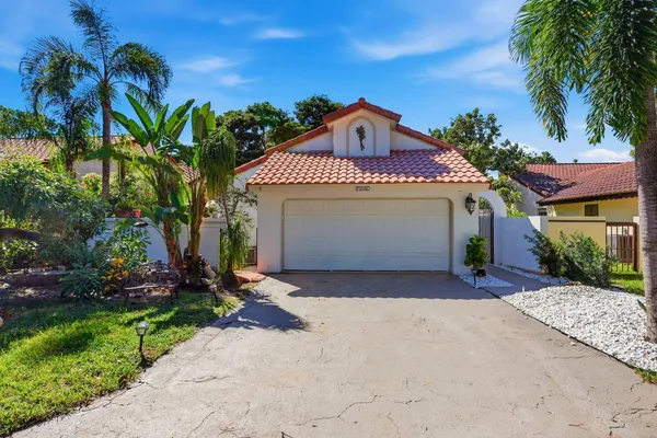 2230 NW 14TH ST