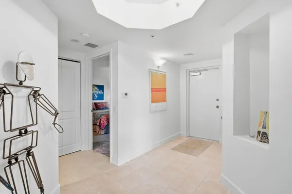 309 E OCEAN AVE 202