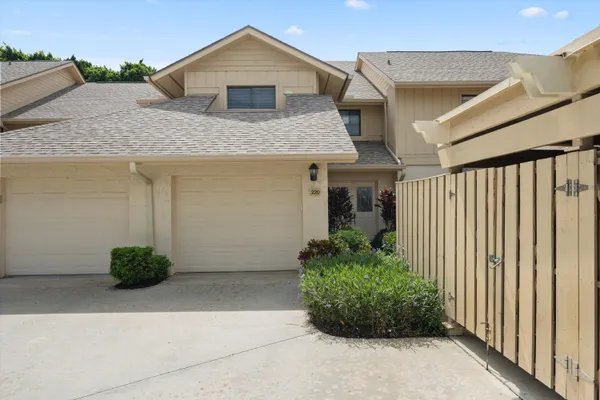 17110 WATERBEND DR 220