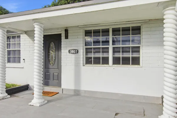 3907 SW 59TH AVE 1