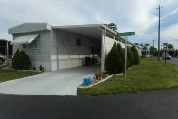 17001 GRAND TERRE BAY DR