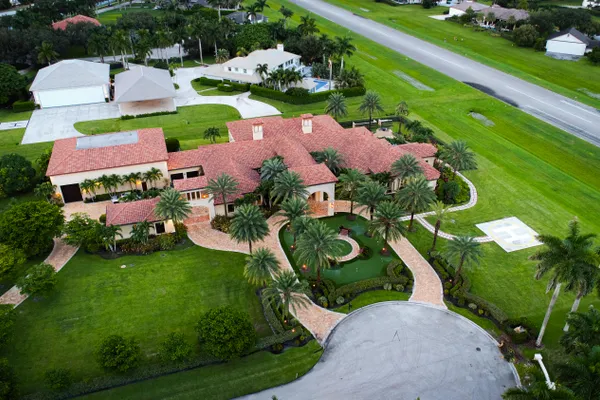 15855 BARNSTORMER CT