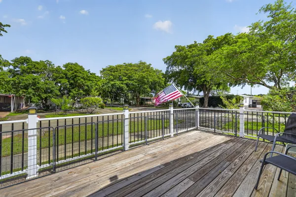3000 SW 51ST ST