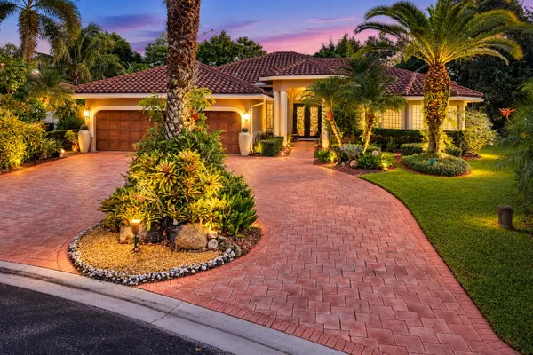 1051 NW 121ST TER