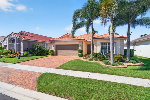 10398 UTOPIA CIR