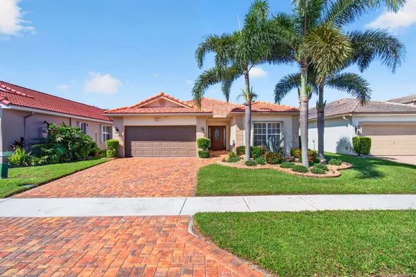 10398 UTOPIA CIR