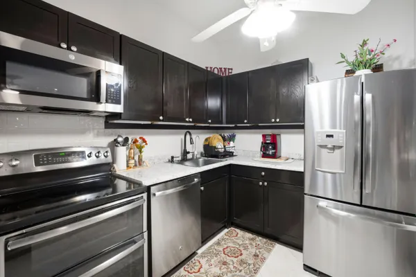 9965 N BELFORT CIR 209