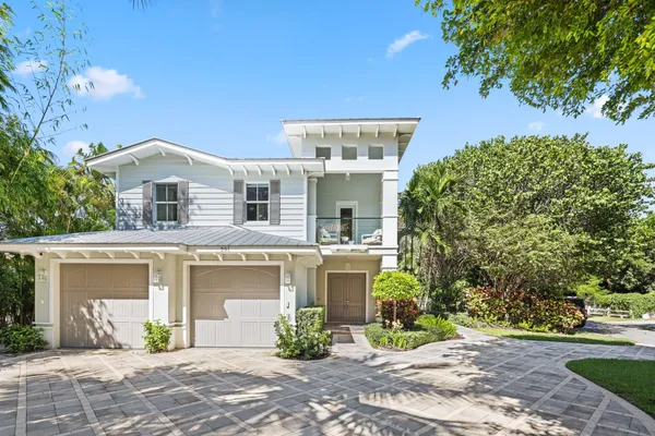 391 E BOCA RATON RD