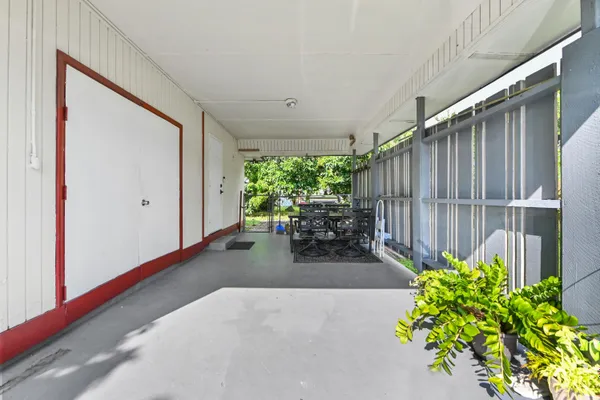 7903 NW 69TH AVE