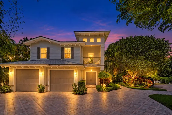 391 E BOCA RATON RD