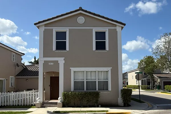 10536 NW 57TH CT 10536