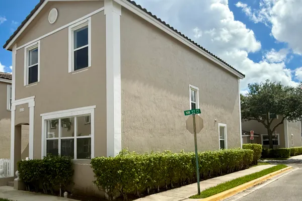 10536 NW 57TH CT 10536
