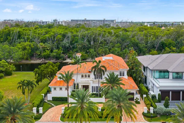 248 W ALEXANDER PALM RD