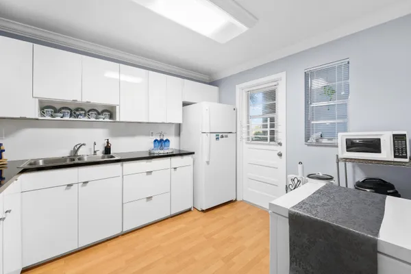2500 SW 81ST AVE 302