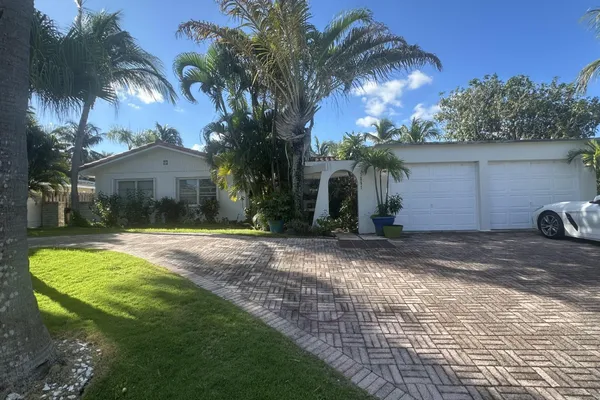 1251 MANOR DR