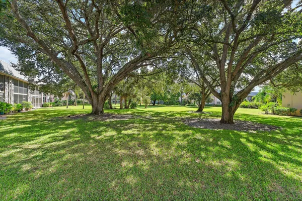 18081 SE COUNTRY CLUB DR 19-188
