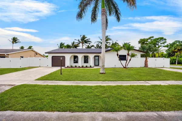 1798 SW 10TH ST