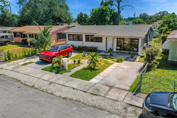 1946 NW 152ND TER