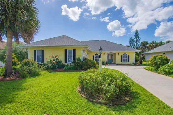 4375 GATOR TRACE LN