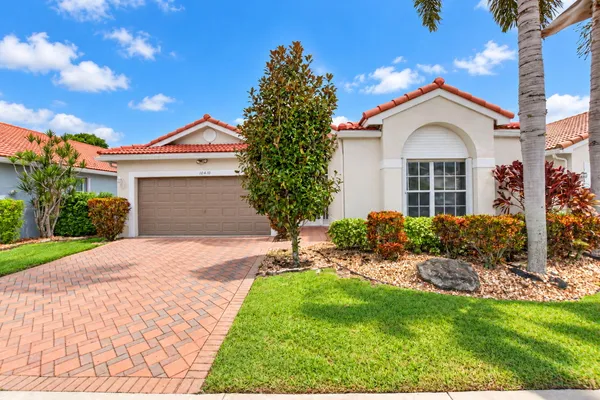 10410 UTOPIA CIR