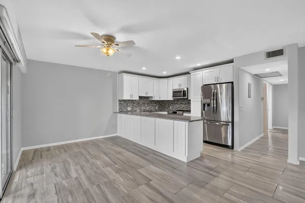 204 DORSET E