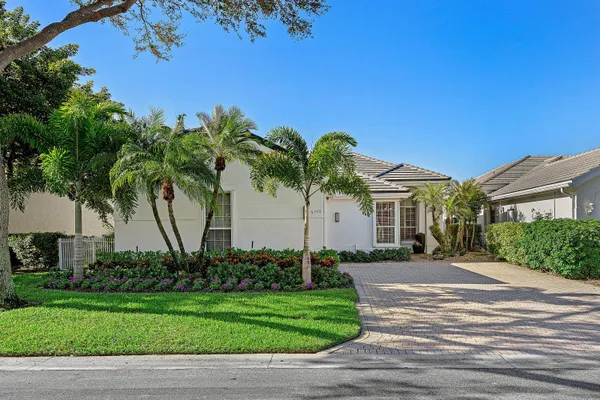 5740 NW 42ND CT