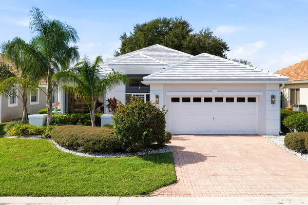 7954 SE HEMPSTEAD CIR