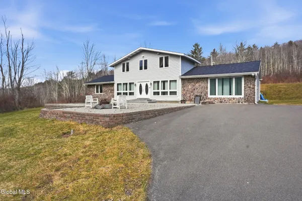 74 WRIGHT RD