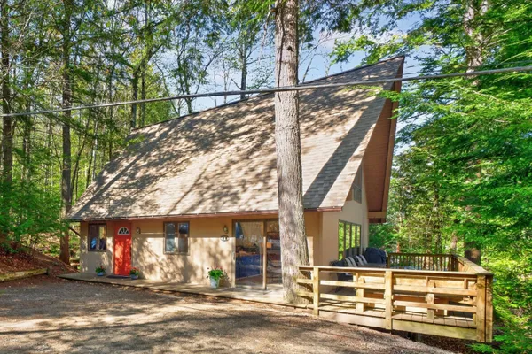55 LAKEVIEW DR