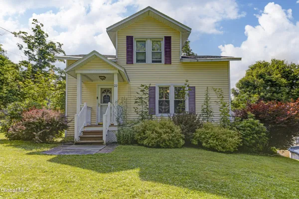 22 HIGHLAND AVE