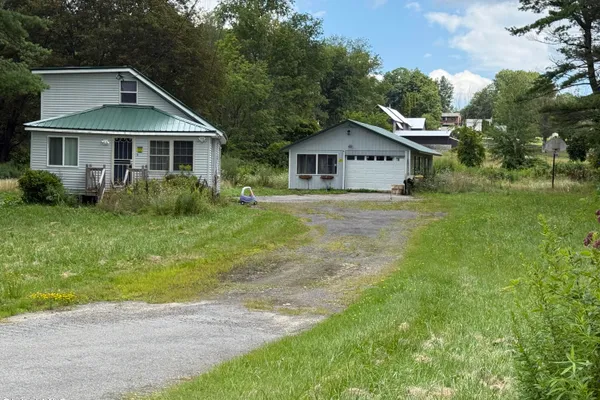 5886 LAKE RD