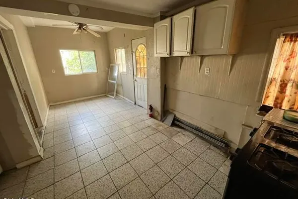 15 SHERMAN ST