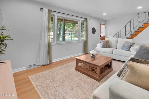 15 WALTER DR
