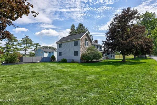 23 FLOWER RD