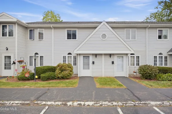 222 S TEN BROECK ST 34