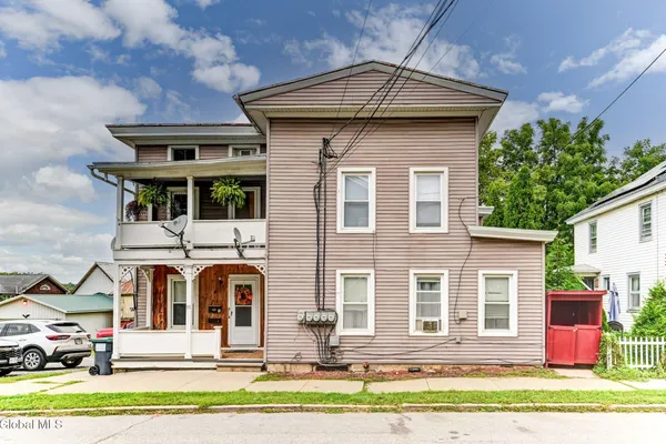 93 MONTGOMERY ST