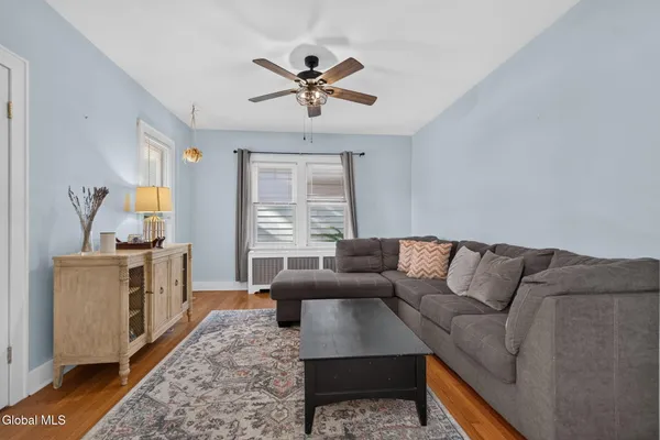 34 VAN BUREN ST