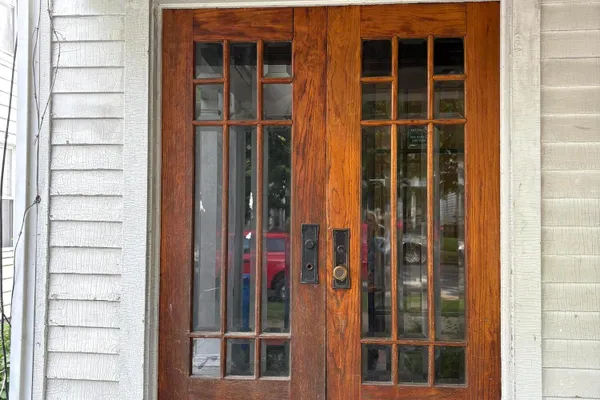 249 MANNING BLVD