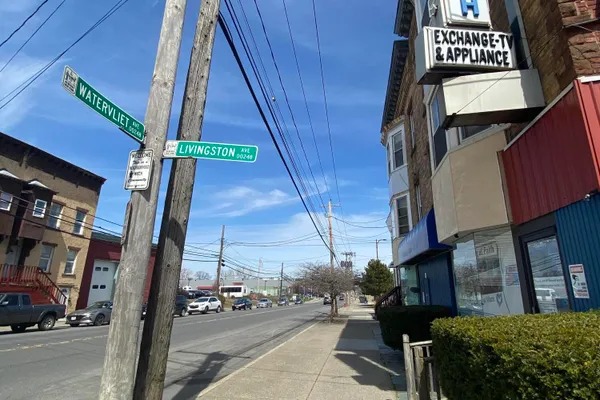 65 WATERVLIET AVE