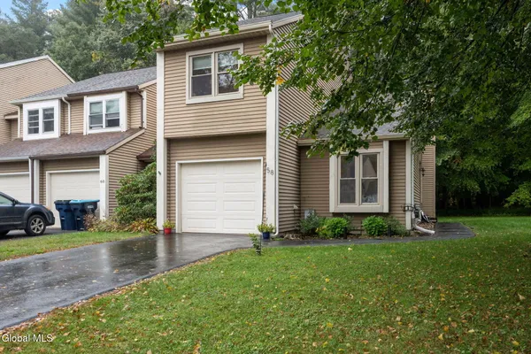 58 CASTLEBERRY DR