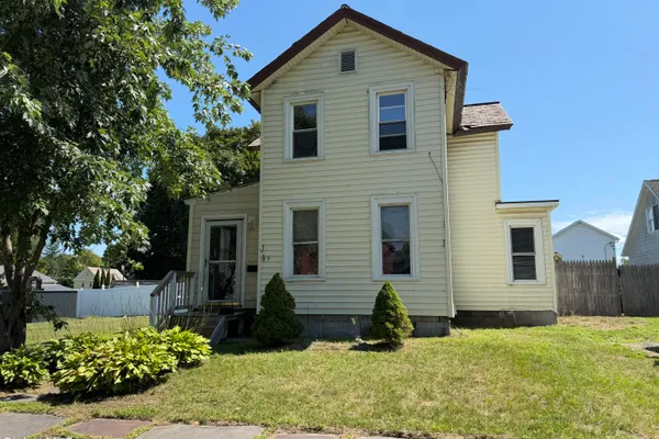 3 ROGERS ST