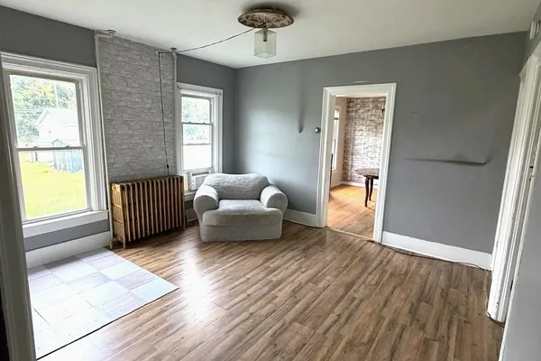 3 ROGERS ST