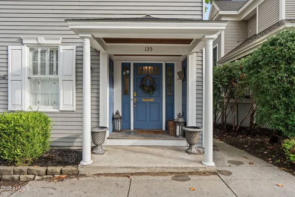 135 GRAND AVE