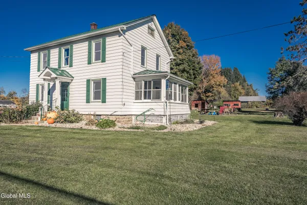 1121 W GALWAY RD