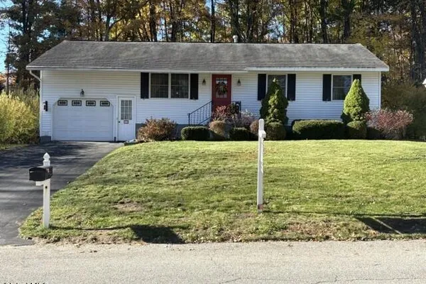 27 FERNDELL SPRING DR