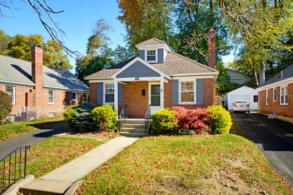 38 POINTVIEW DR