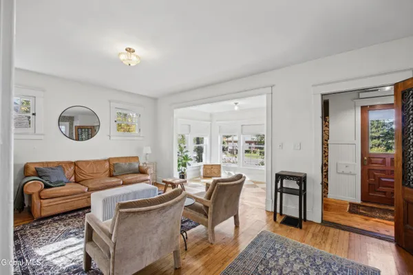 2606 15TH ST