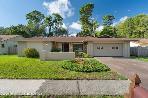 2220 COLONIAL BLVD