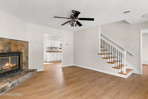 805 BLACK ROCK CIR